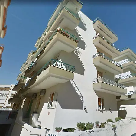 公寓 A 150 Metri Da Spiaggia